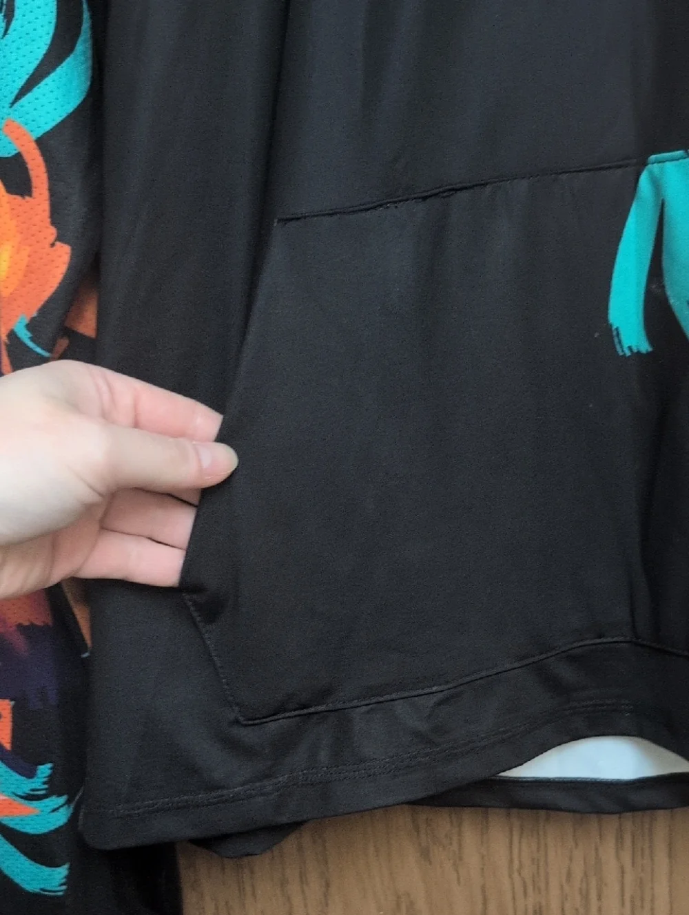 VB Rags Long Sleeve With Hood - Picture 2 of 7